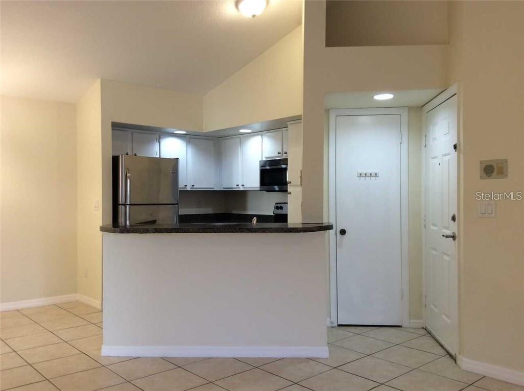 VENETIAN PLACE - Residential