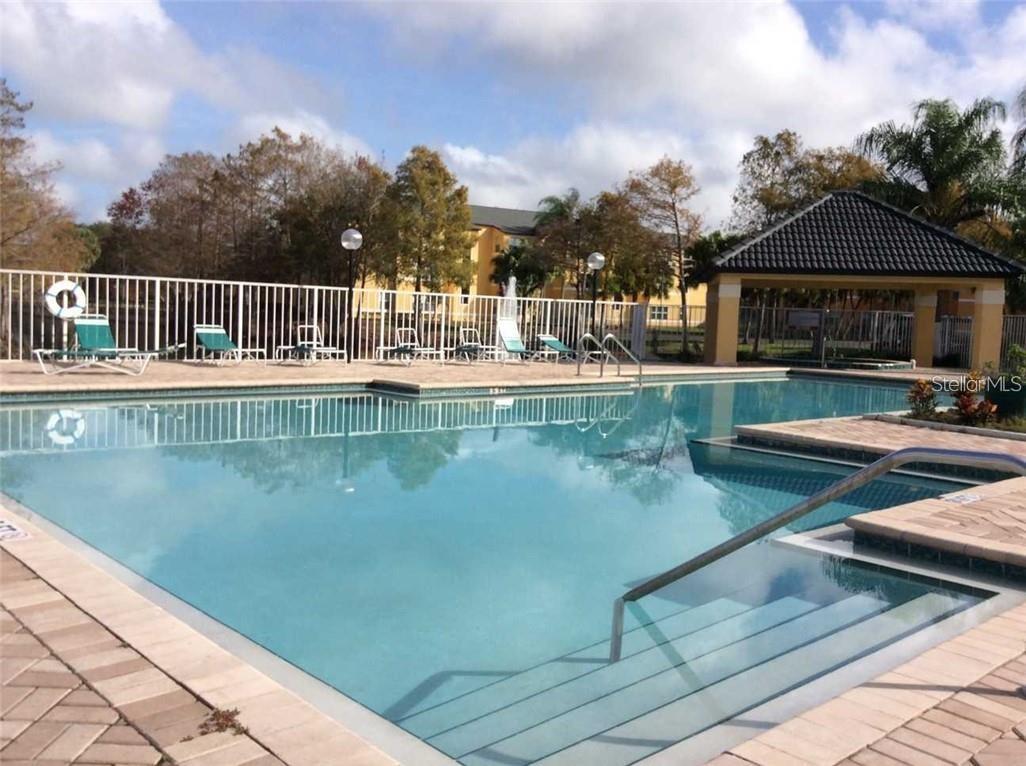 VENETIAN PLACE - Residential