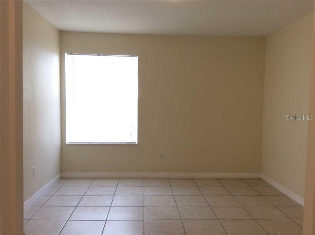 VENETIAN PLACE - Residential