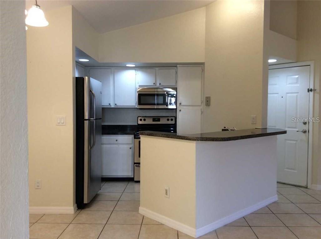 VENETIAN PLACE - Residential