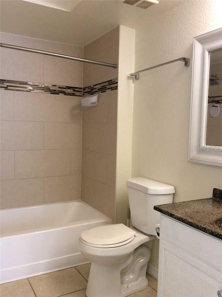 VENETIAN PLACE - Residential