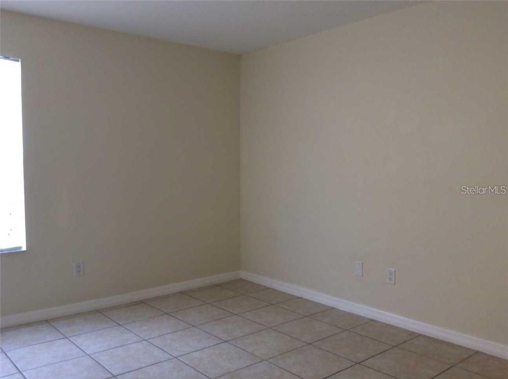 VENETIAN PLACE - Residential