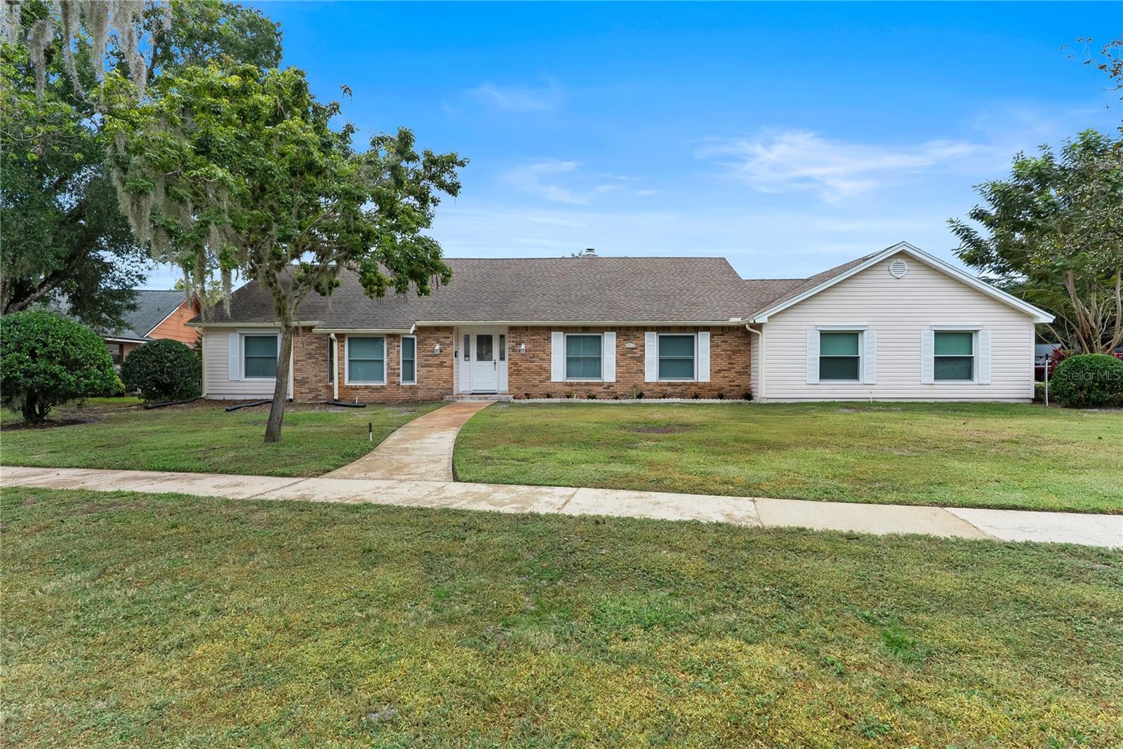 COVE AT LAKE MIRA - Residential