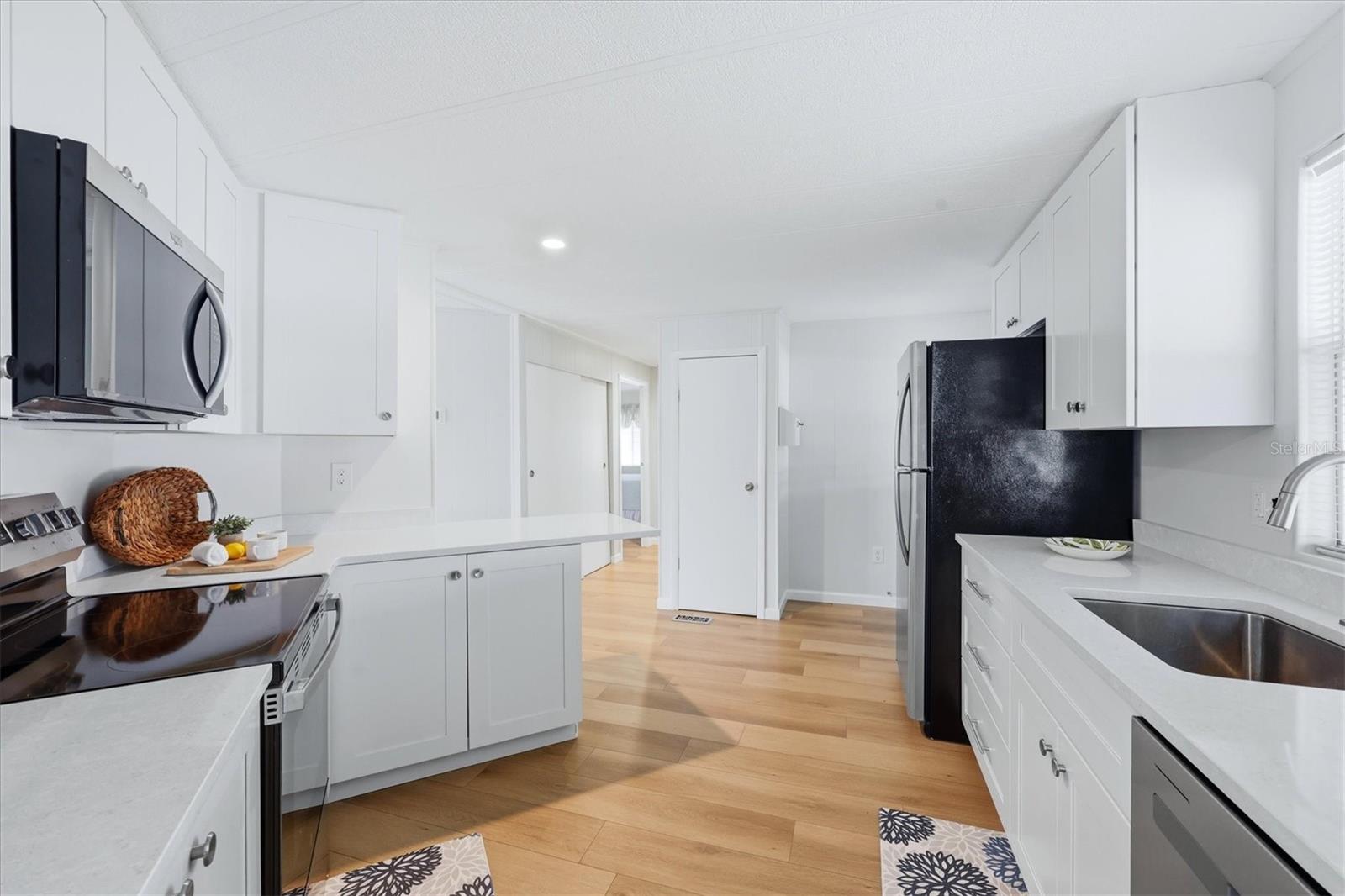 MOBILE GARDENS - Residential