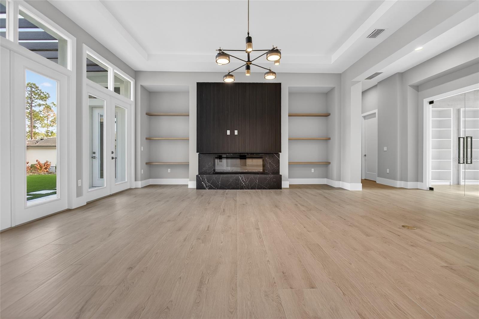 BELLA COLLINA SUB - Residential