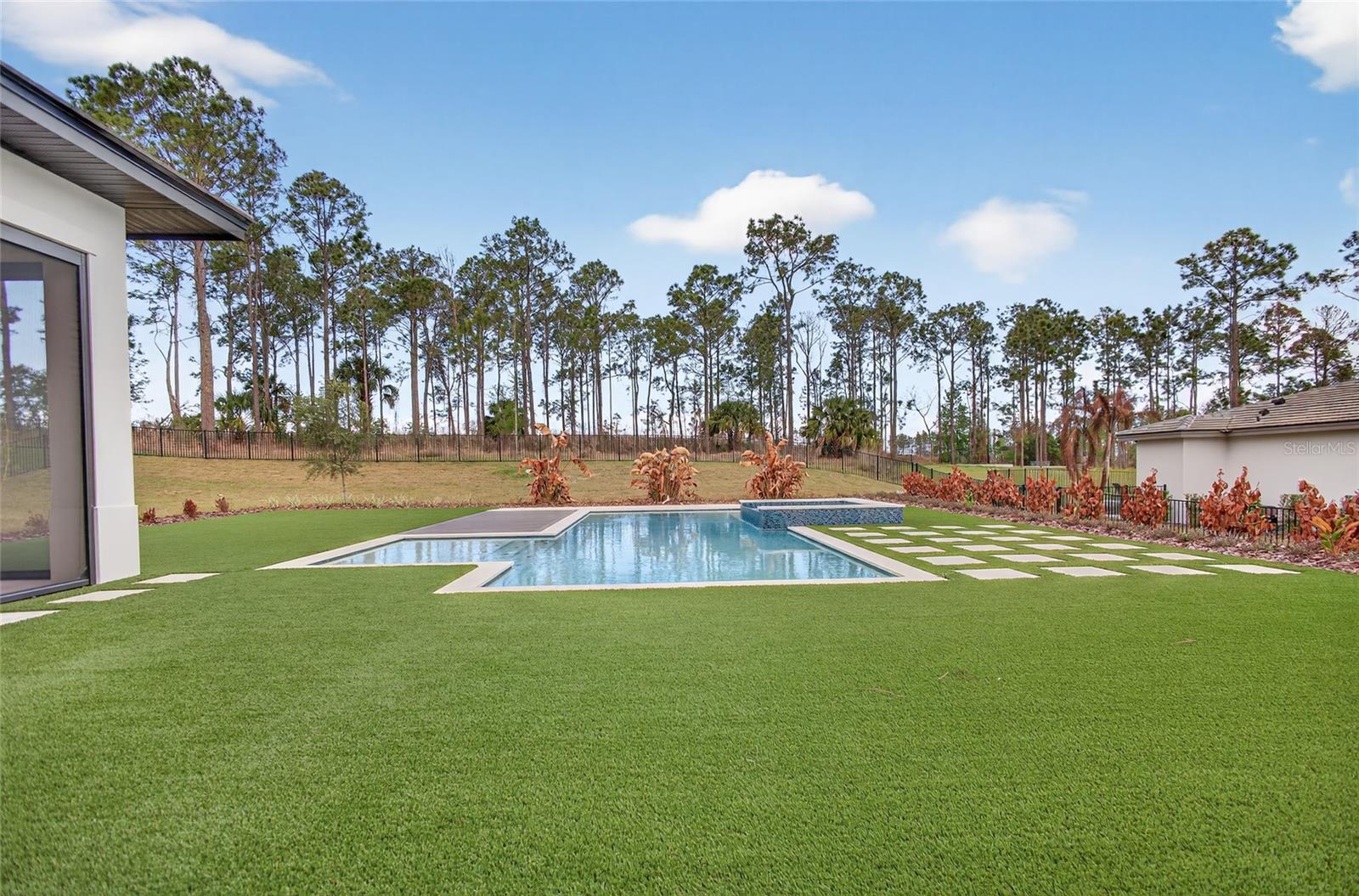 BELLA COLLINA SUB - Residential