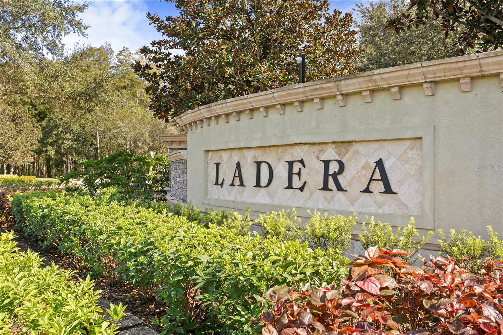 LADERA - Residential