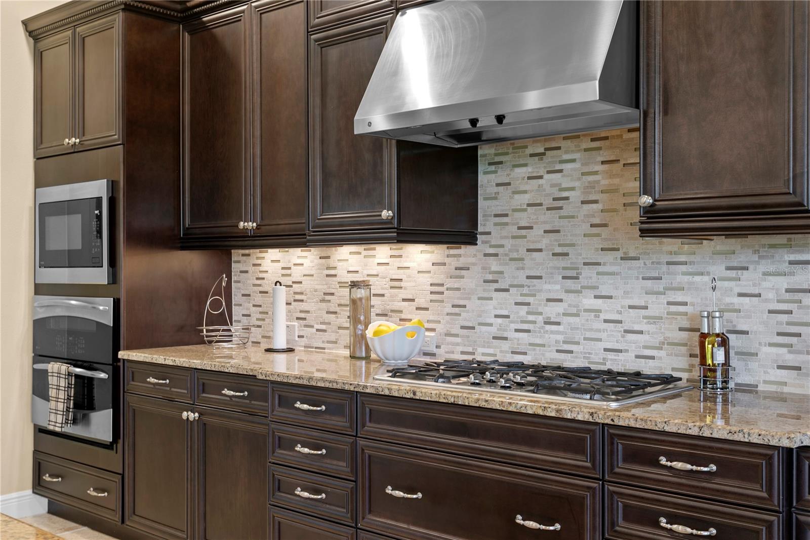 LADERA - Residential