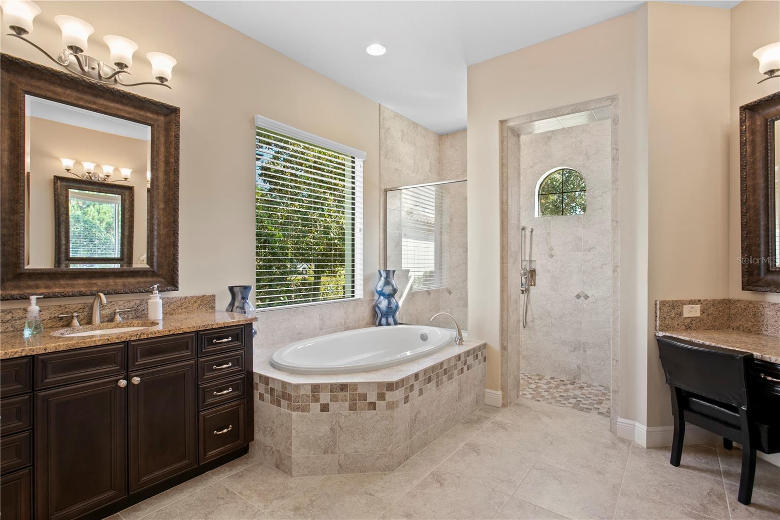 LADERA - Residential