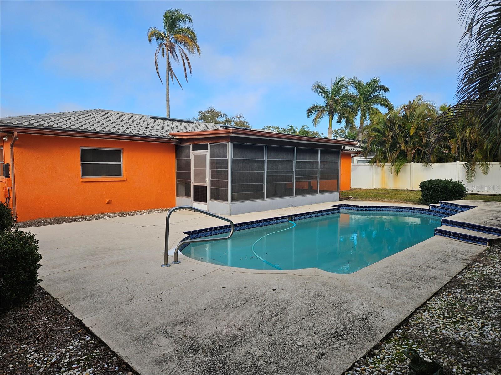 PATTY ANN ACRES - Residential