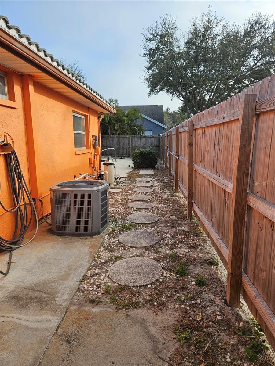 PATTY ANN ACRES - Residential