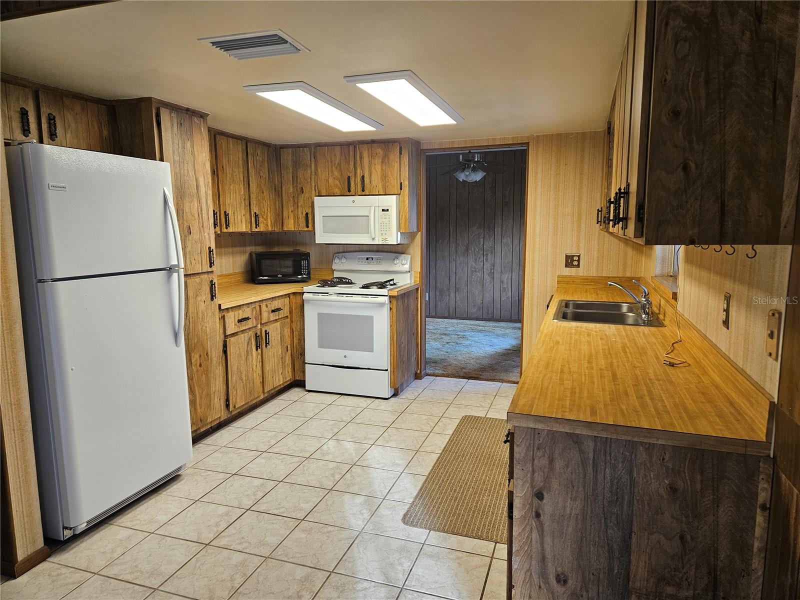 PATTY ANN ACRES - Residential