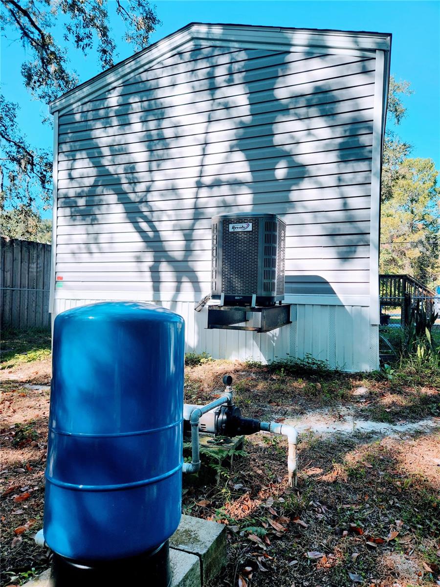 WEEKI WACHEE ACRES ADD - Residential