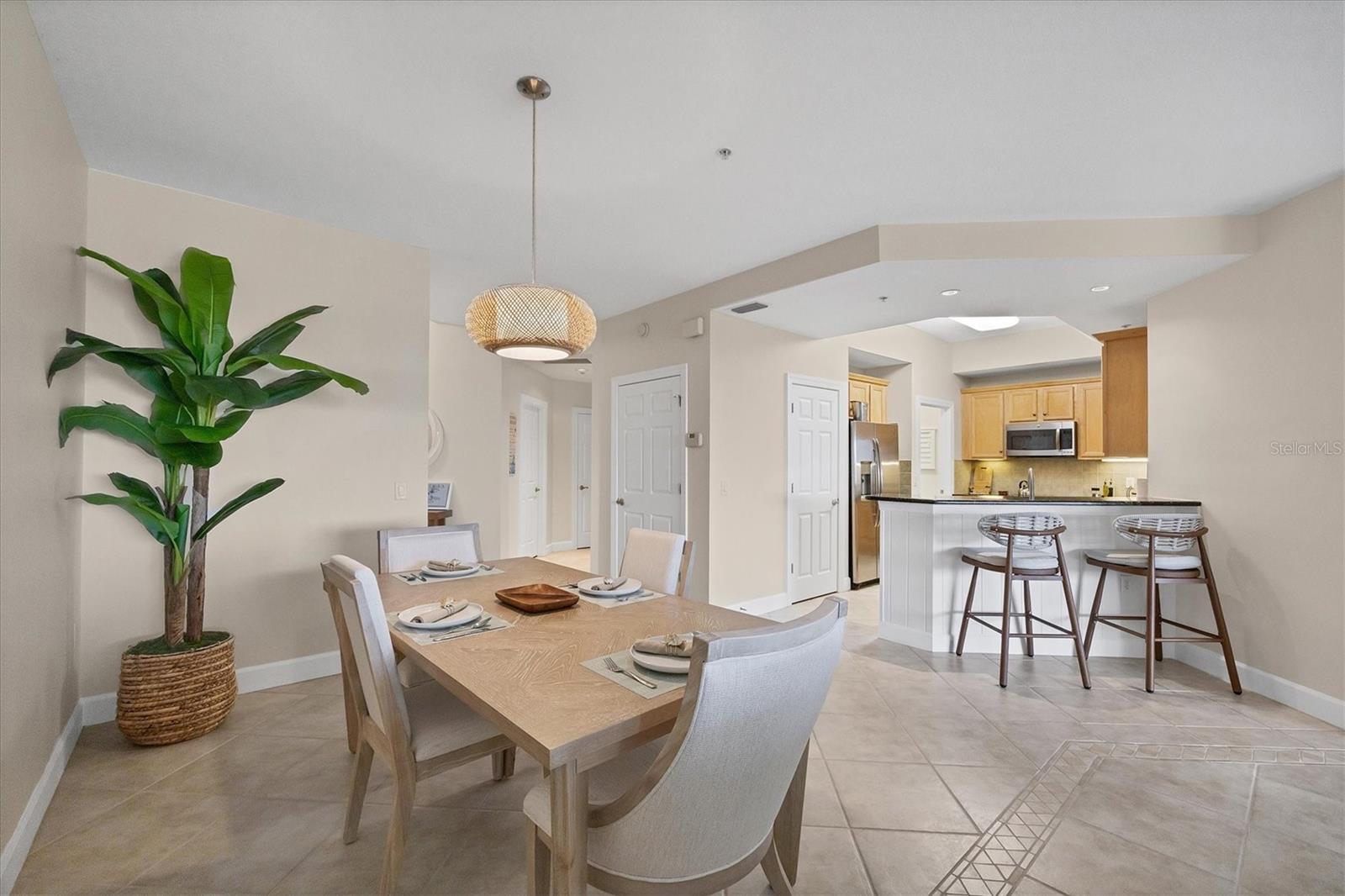 HAMMOCKS-PRESERVE PH 8 - Residential Lease