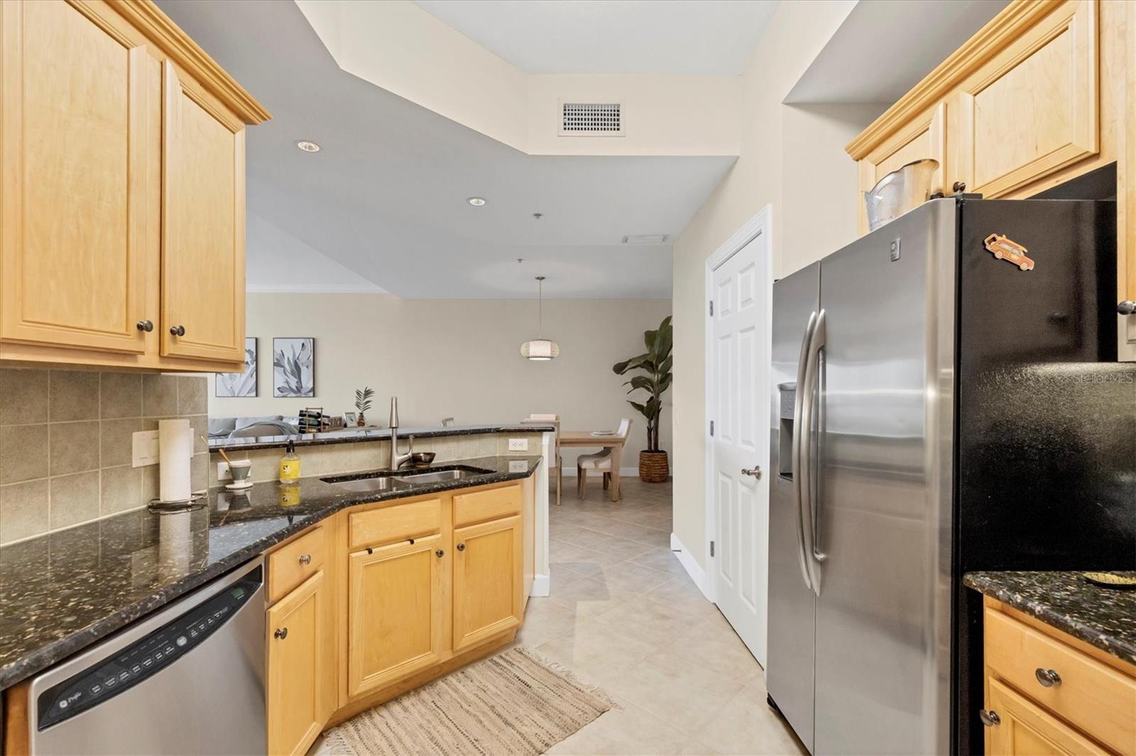 HAMMOCKS-PRESERVE PH 8 - Residential Lease