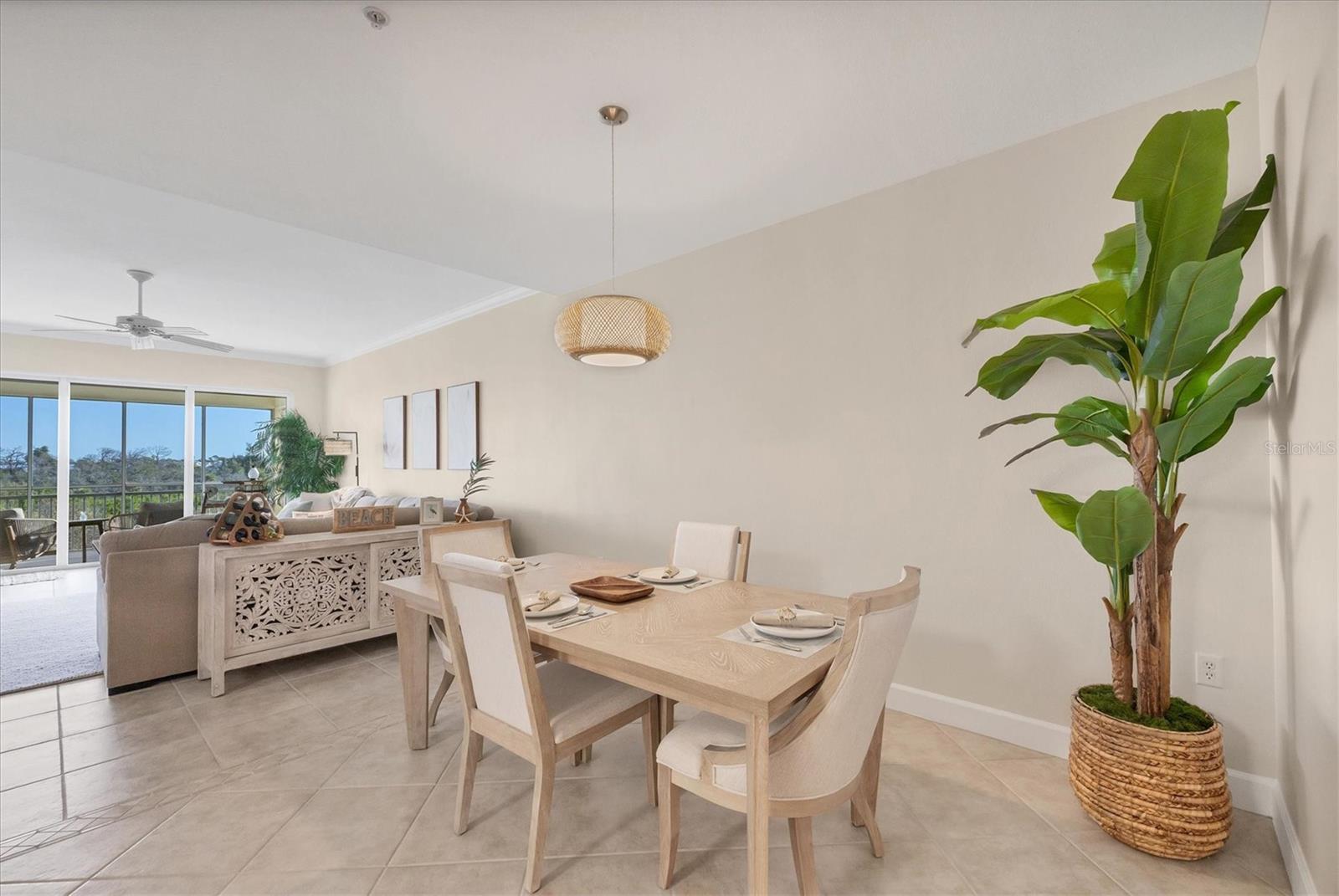 HAMMOCKS-PRESERVE PH 8 - Residential Lease