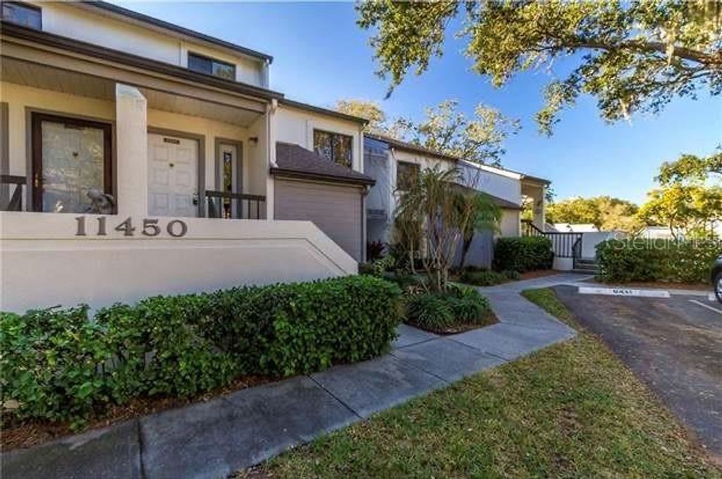 Photo of 11450 Harbor Way #5002, Largo, FL 33774 (MLS # TB8461084)