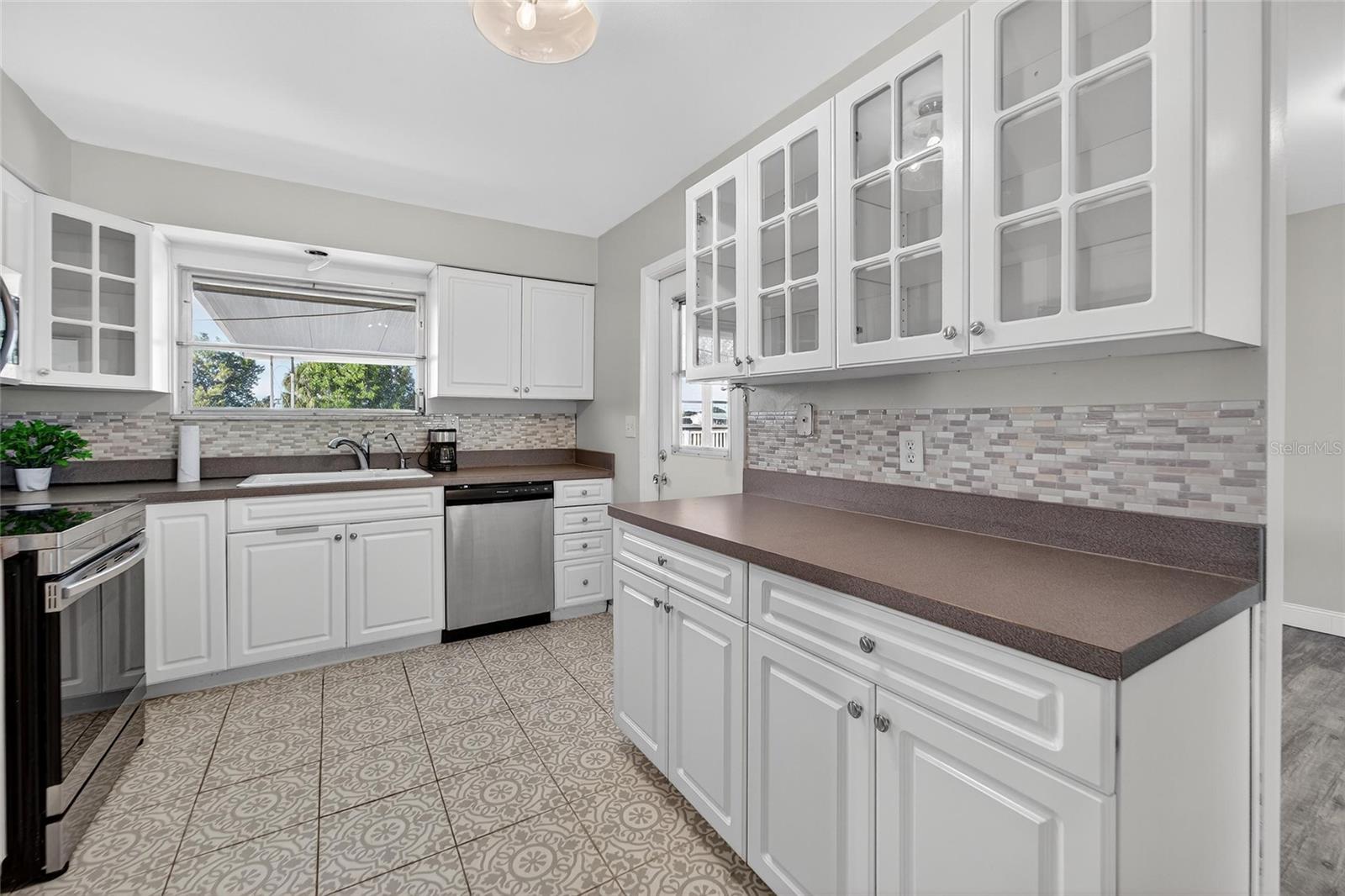 DEL WEBBS SUN CITY FLORIDA UN - Residential