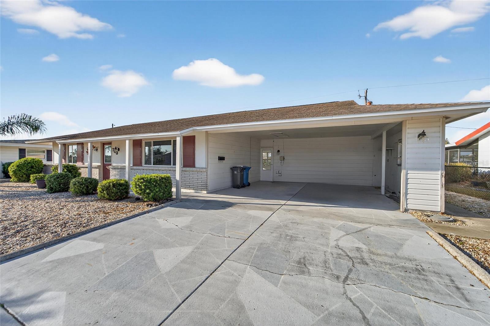 DEL WEBBS SUN CITY FLORIDA UN - Residential