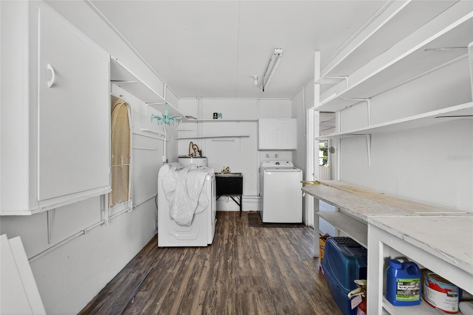 DEL WEBBS SUN CITY FLORIDA UN - Residential