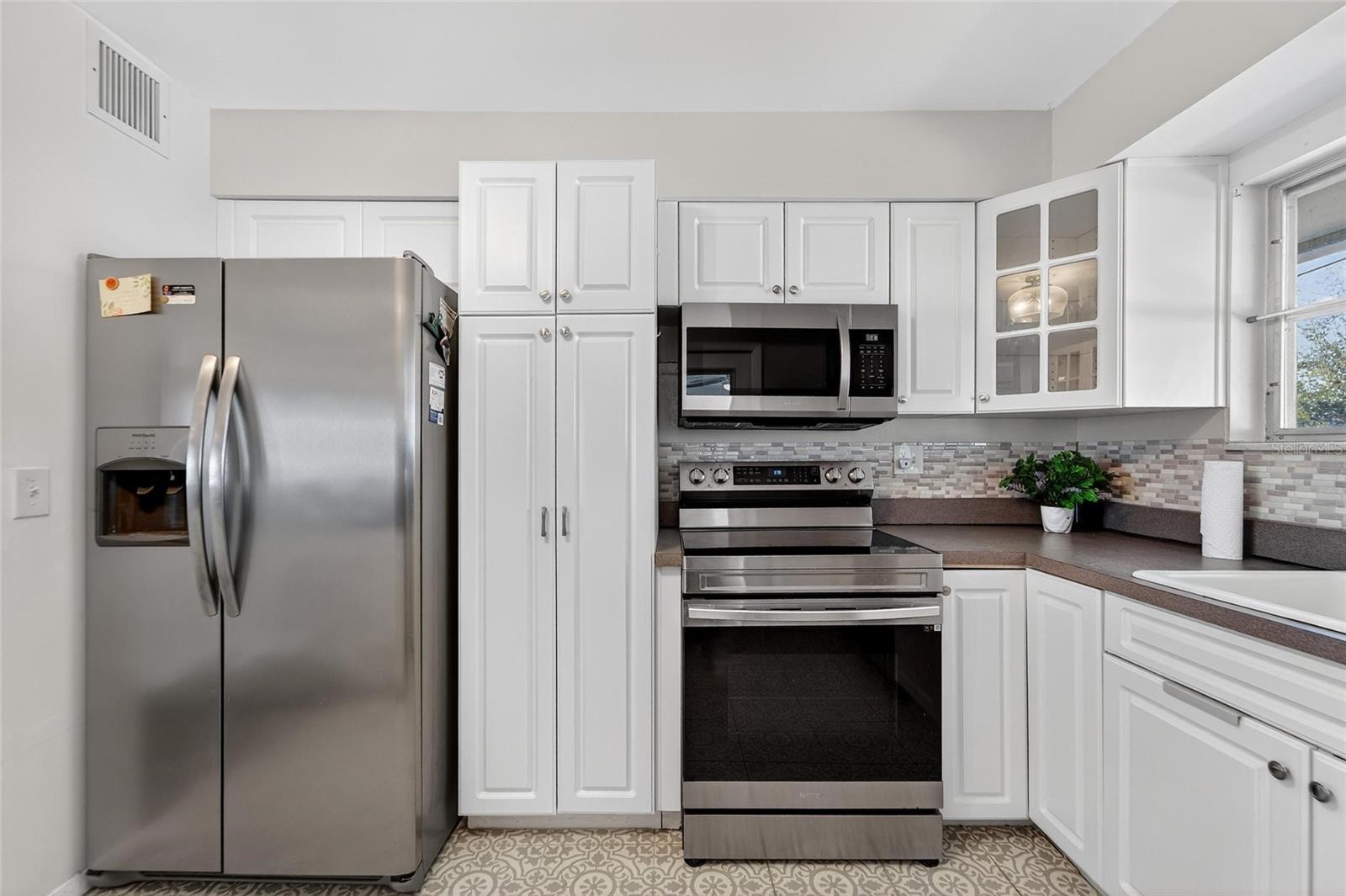 DEL WEBBS SUN CITY FLORIDA UN - Residential