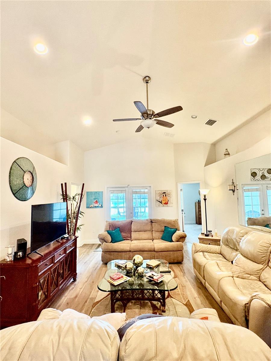 CREEKSIDE PH 2 - Residential