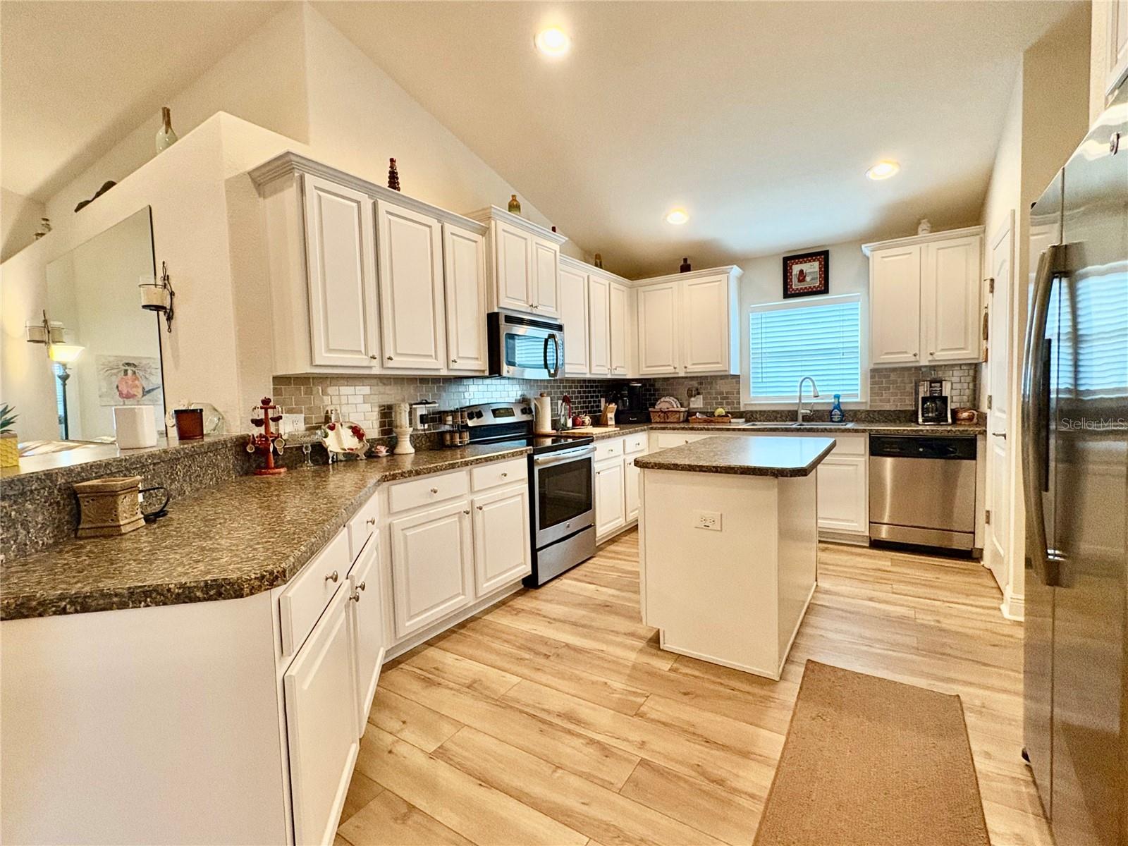 CREEKSIDE PH 2 - Residential