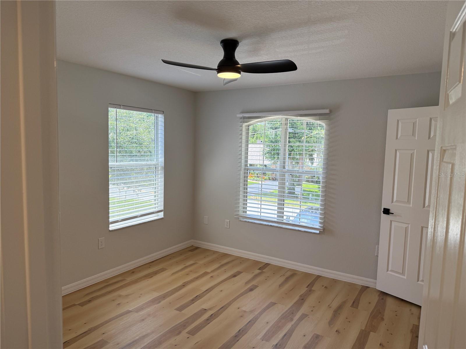 JOHNSON'S POINT TOWNHOMES - Residential Lease