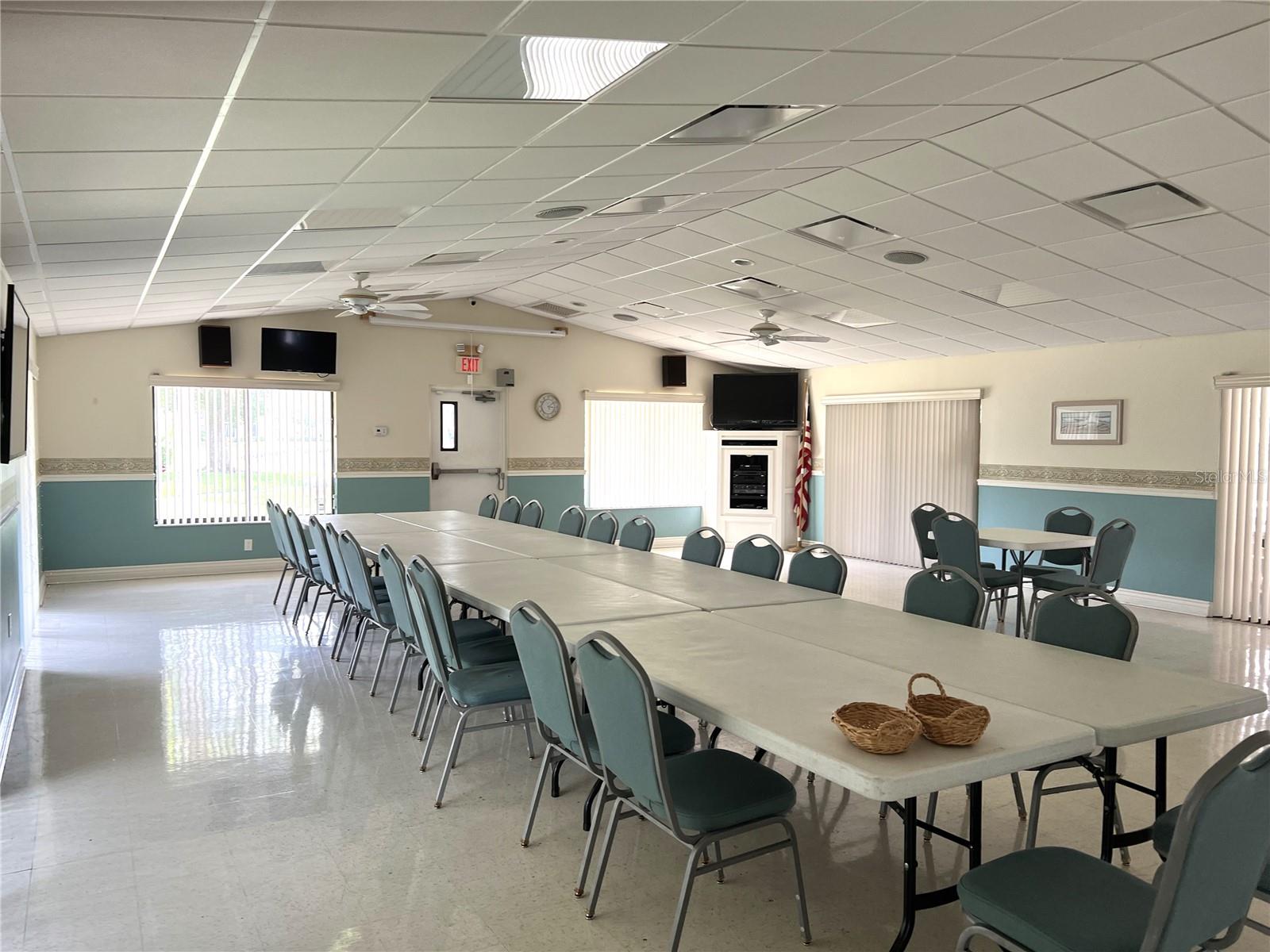 PINE RIDGE AT LAKE TARPON VILLAGE - Residential