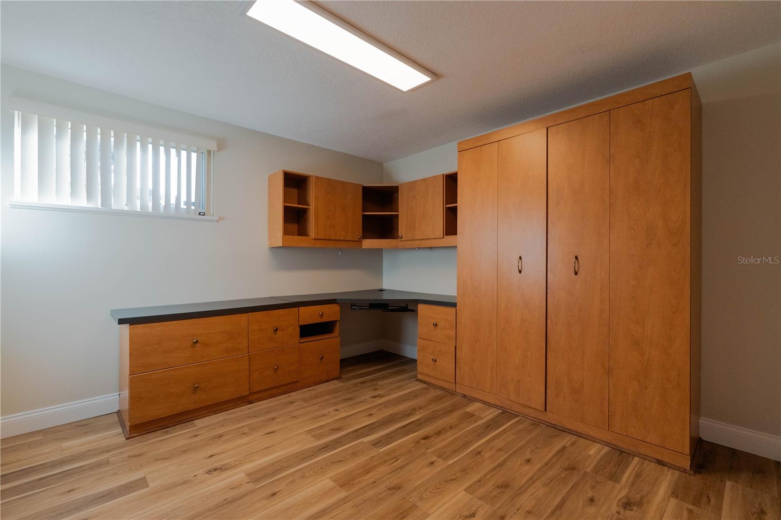 SANDY COVE - Residential