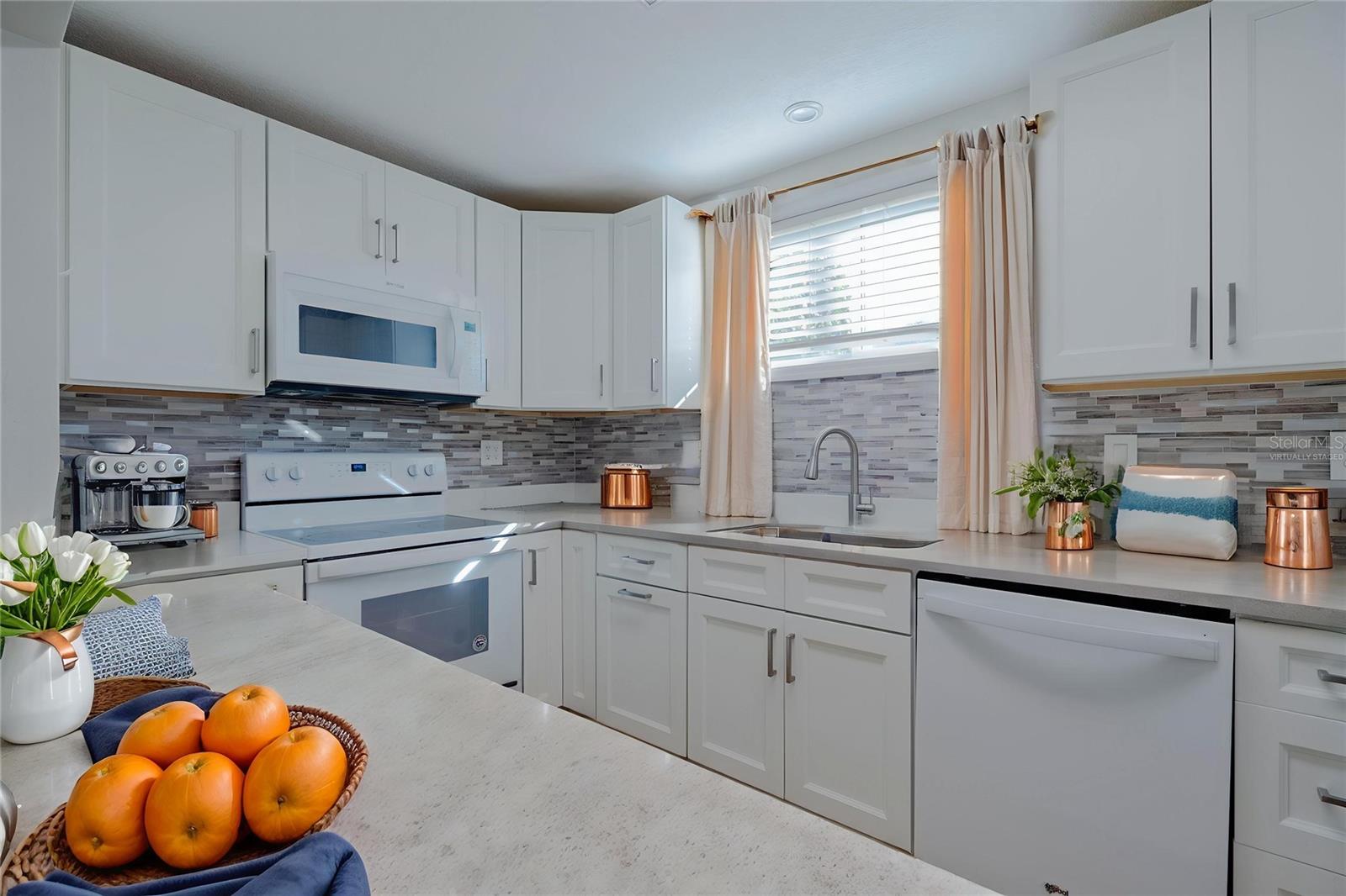 SANDY COVE - Residential