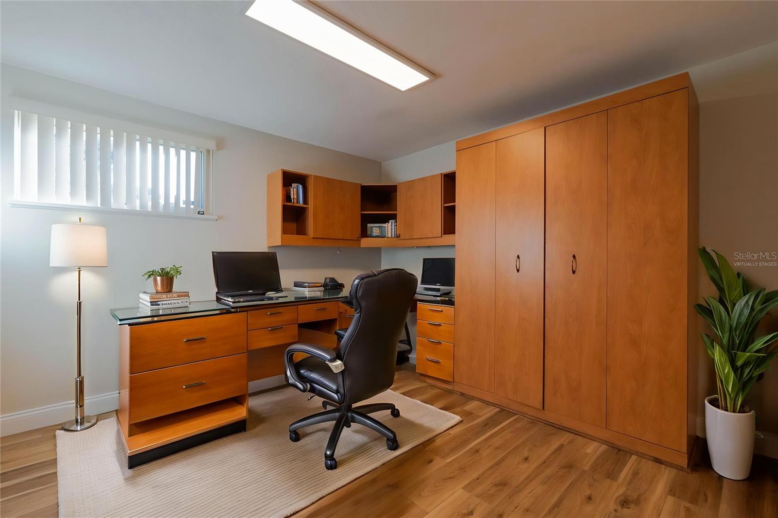 SANDY COVE - Residential