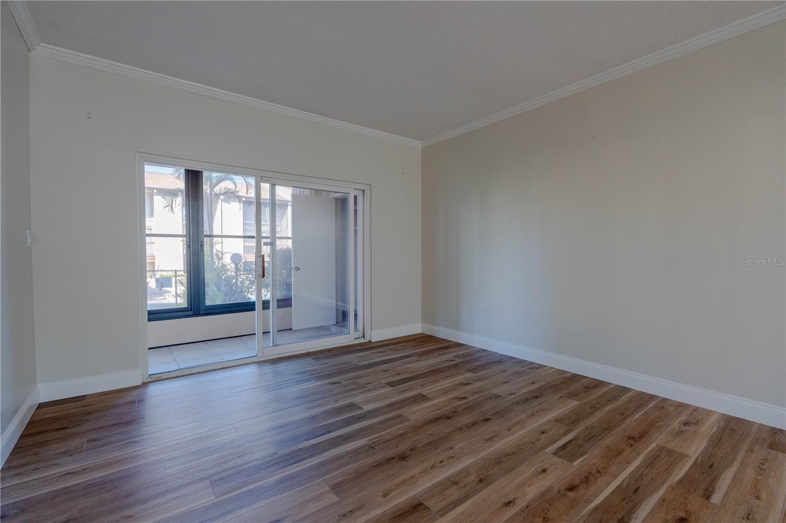 SANDY COVE - Residential