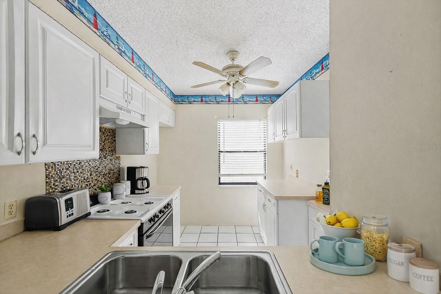 MISSION HILLS CONDO - Residential