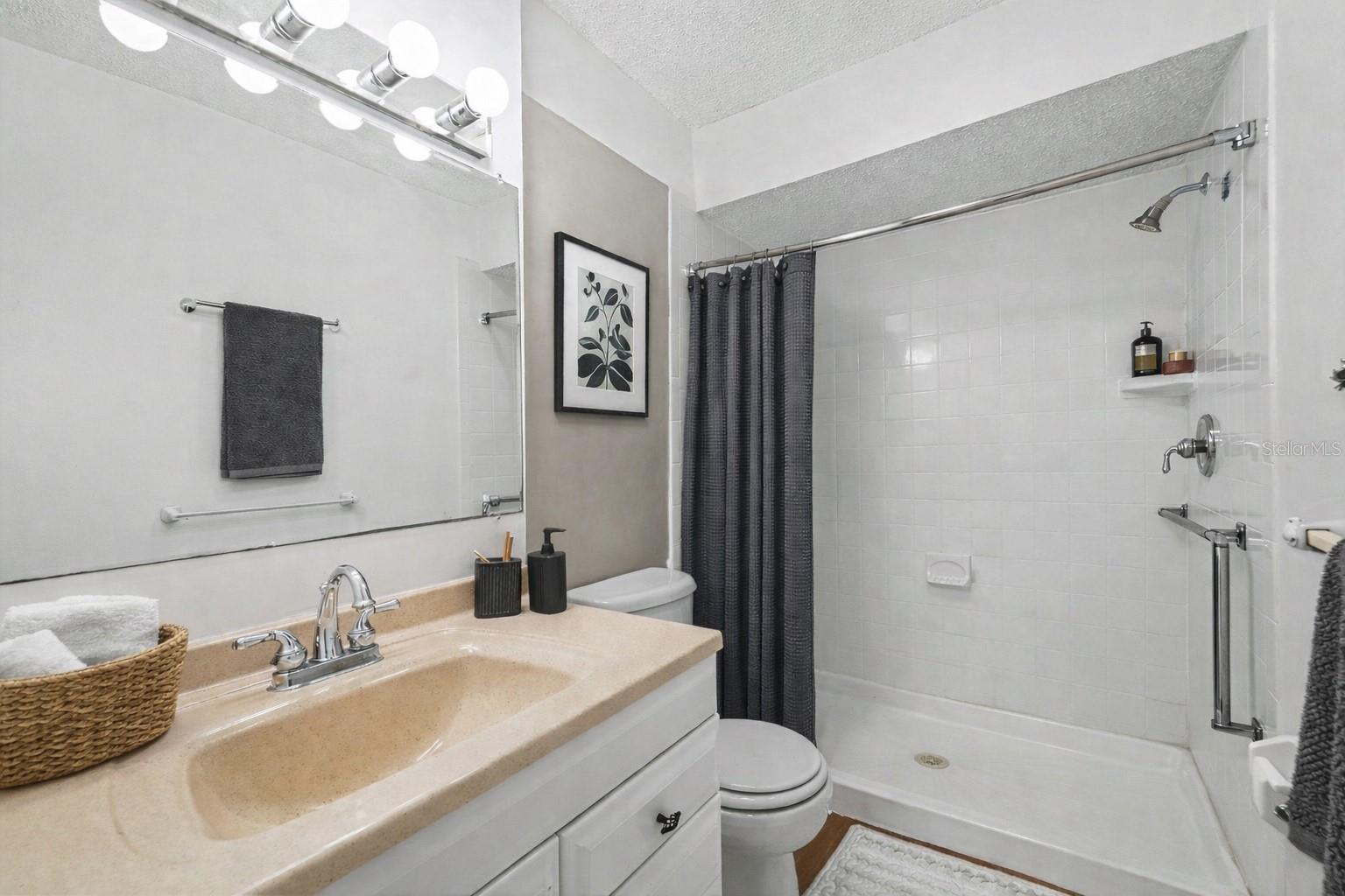 MISSION HILLS CONDO - Residential