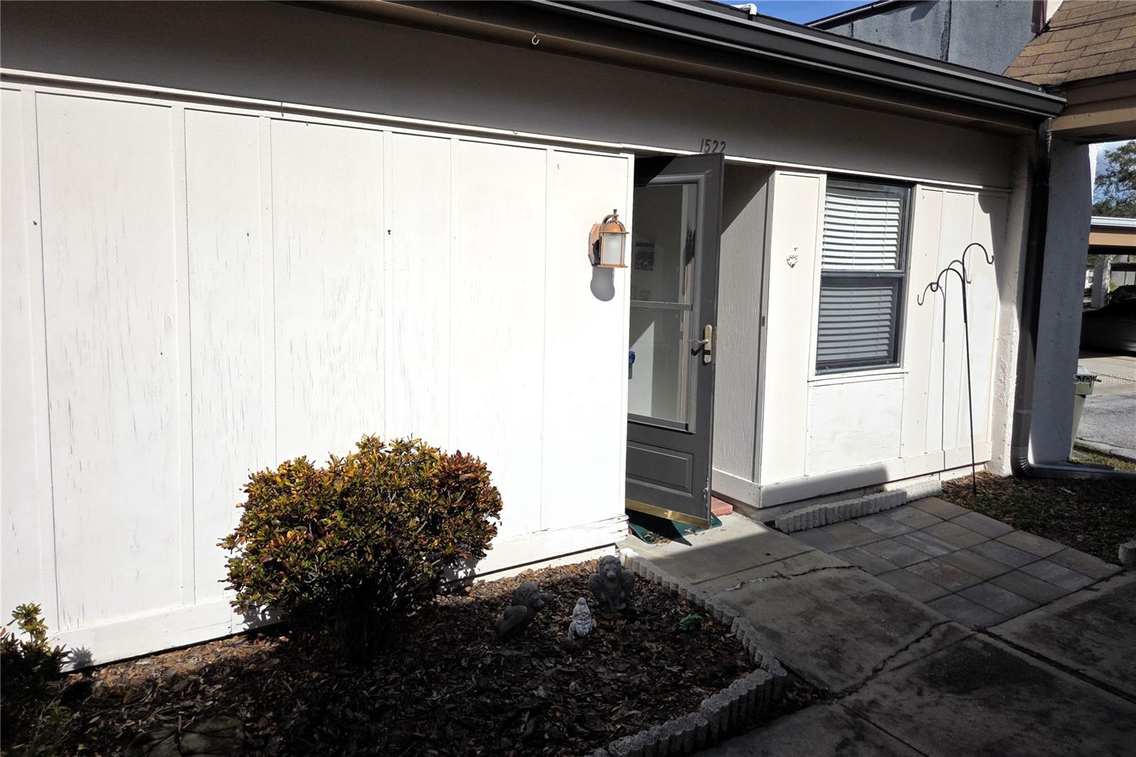 1522 MISSION HILLS BOULEVARD