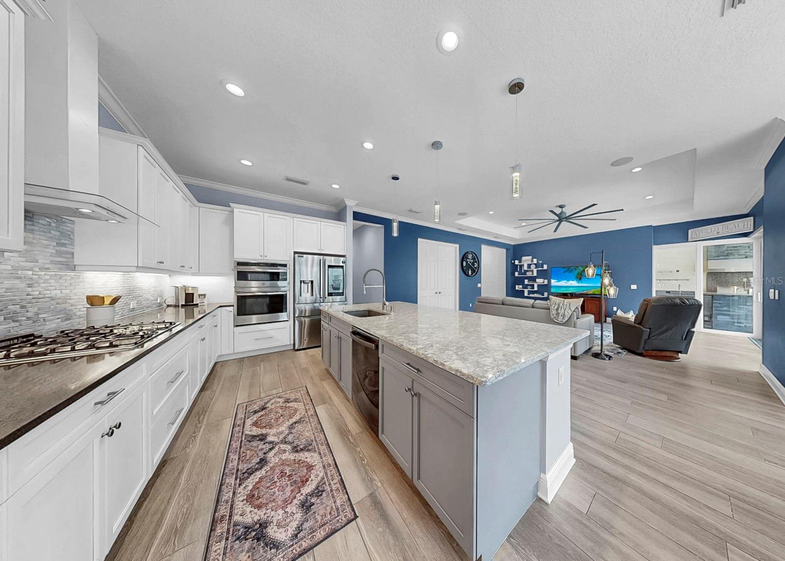 MIRABAY PH 3C-2 - Residential