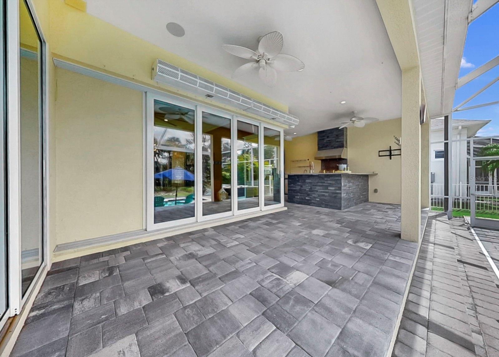 MIRABAY PH 3C-2 - Residential