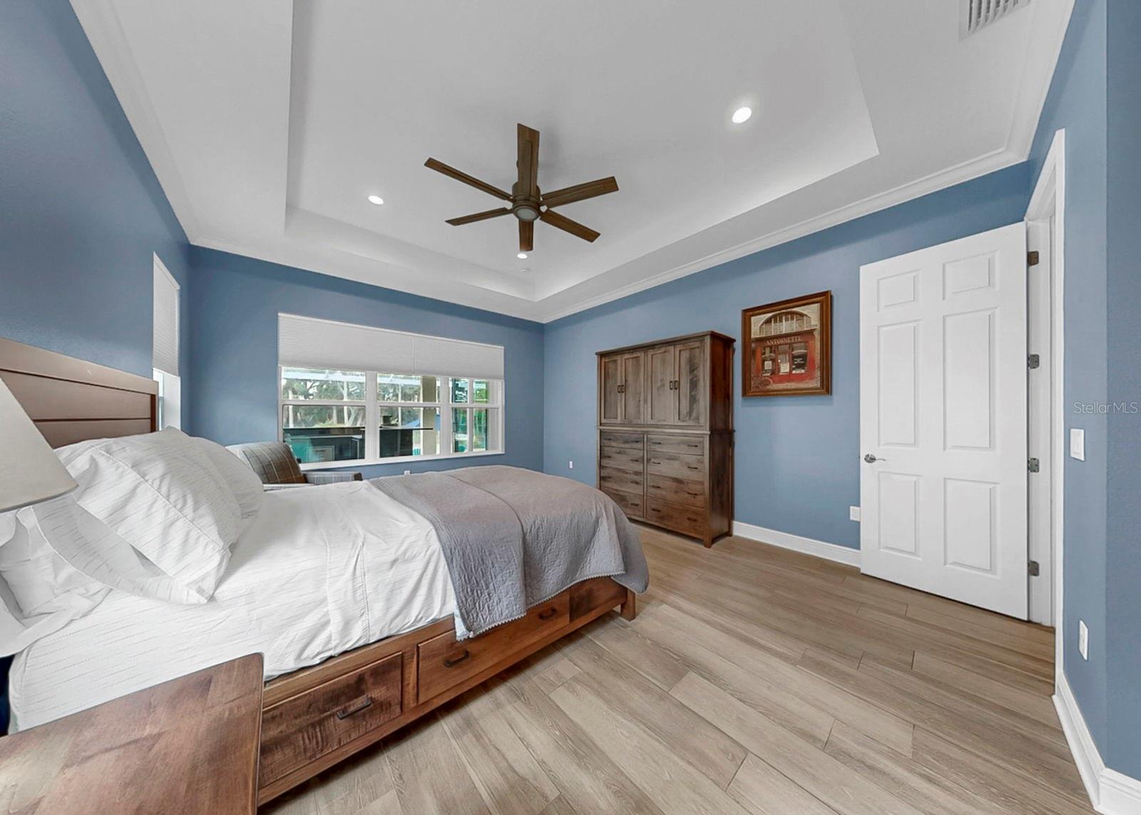 MIRABAY PH 3C-2 - Residential