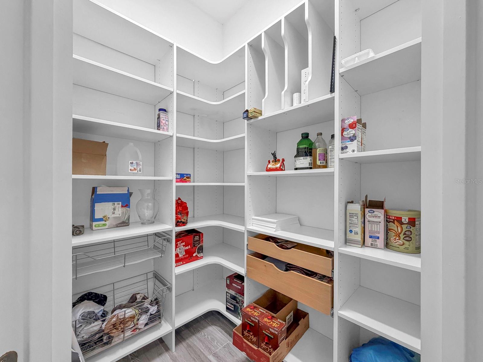 MIRABAY PH 3C-2 - Residential