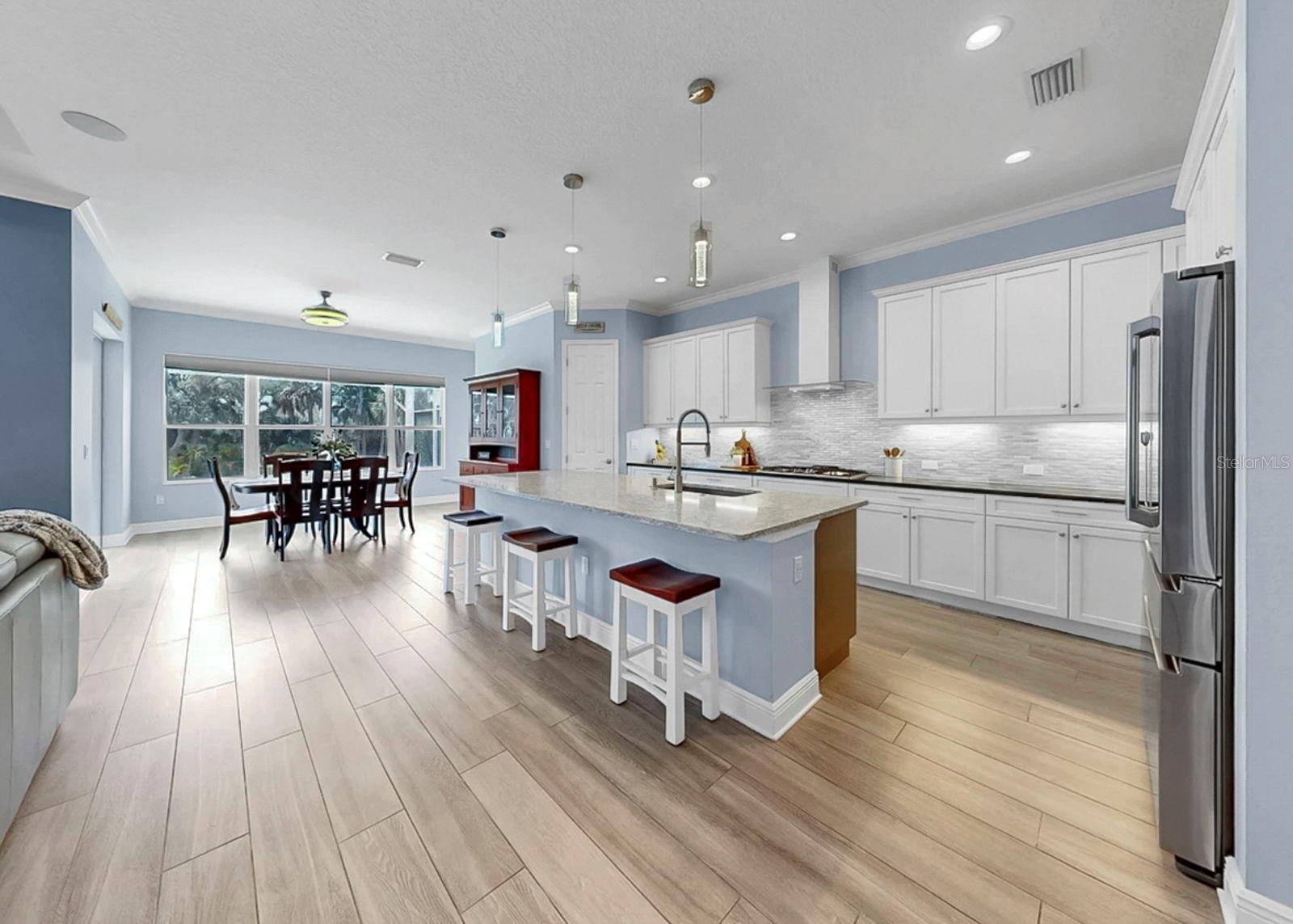 MIRABAY PH 3C-2 - Residential