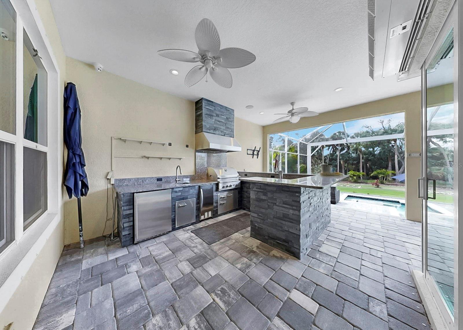 MIRABAY PH 3C-2 - Residential