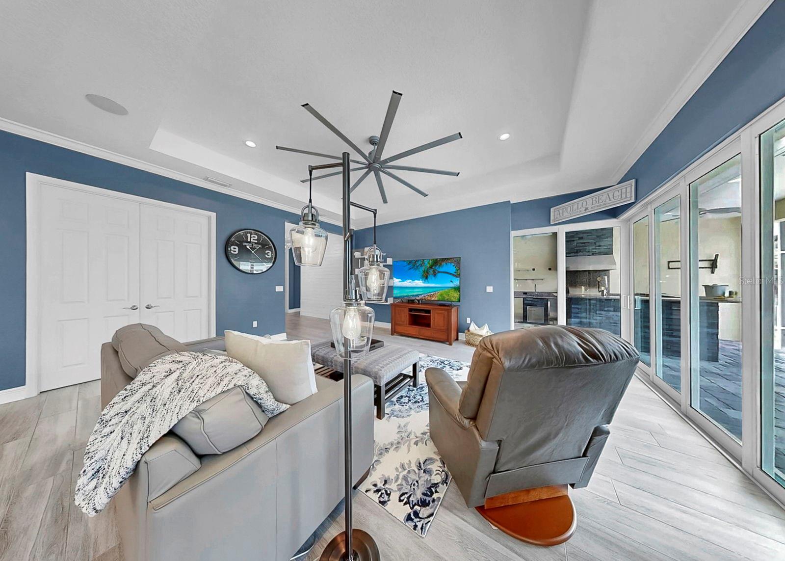 MIRABAY PH 3C-2 - Residential