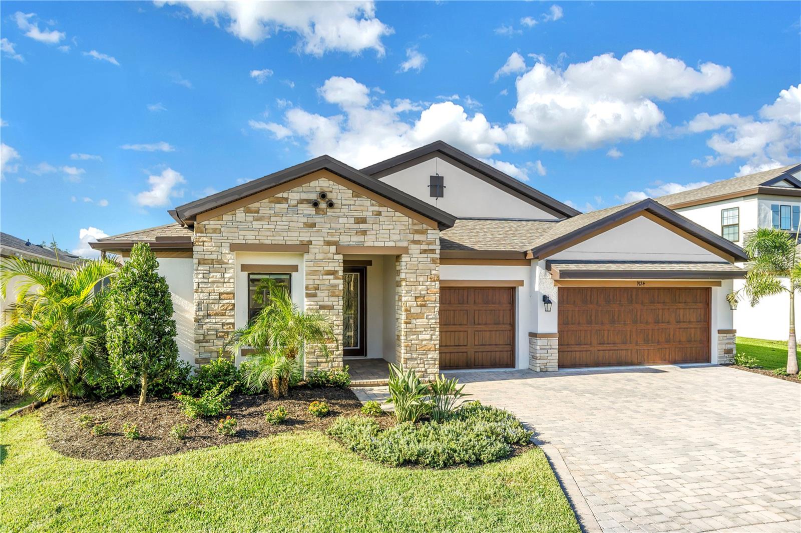 9124 WARM SPRINGS CIRCLE