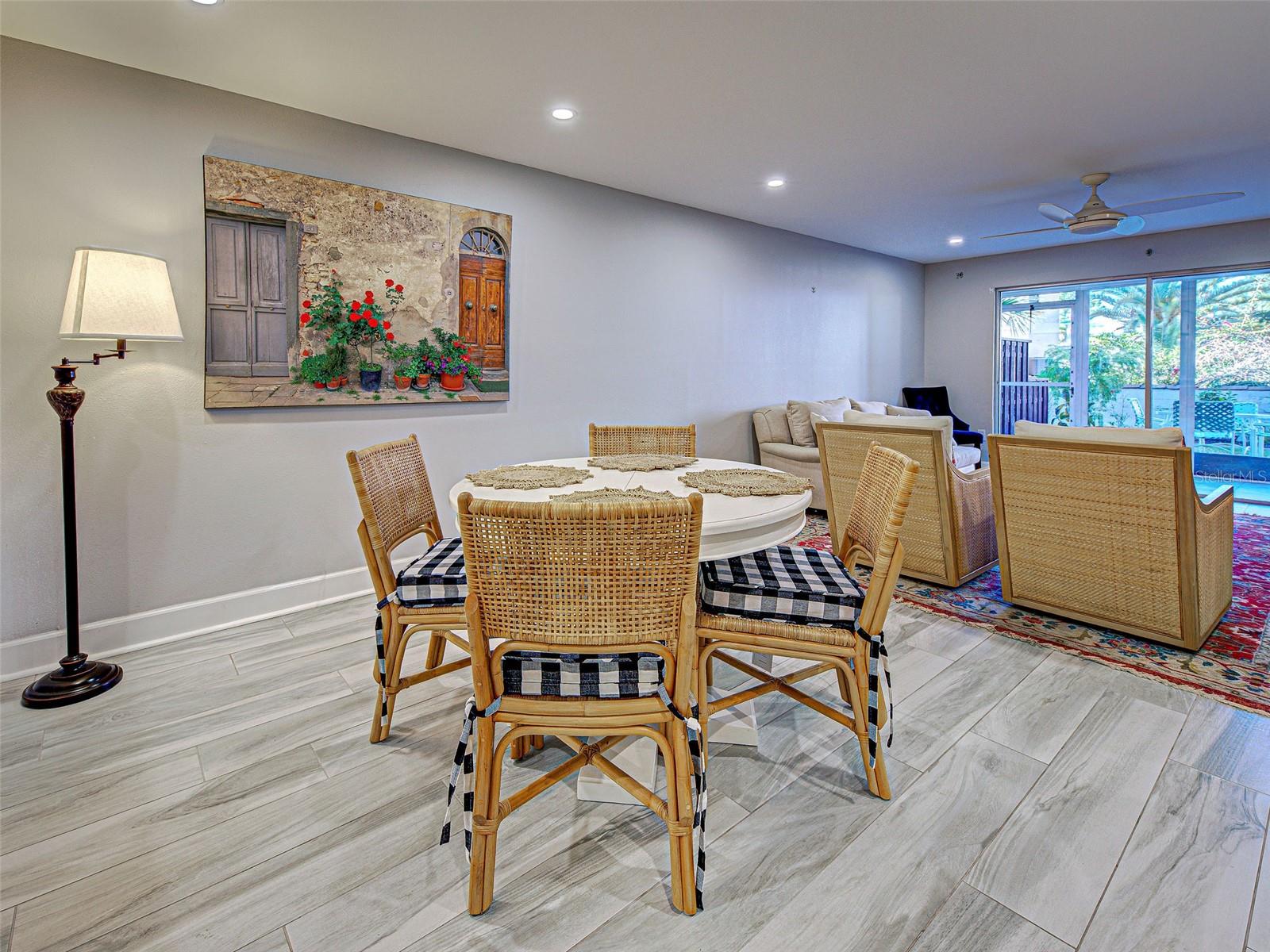 BELLA COSTA I - Residential