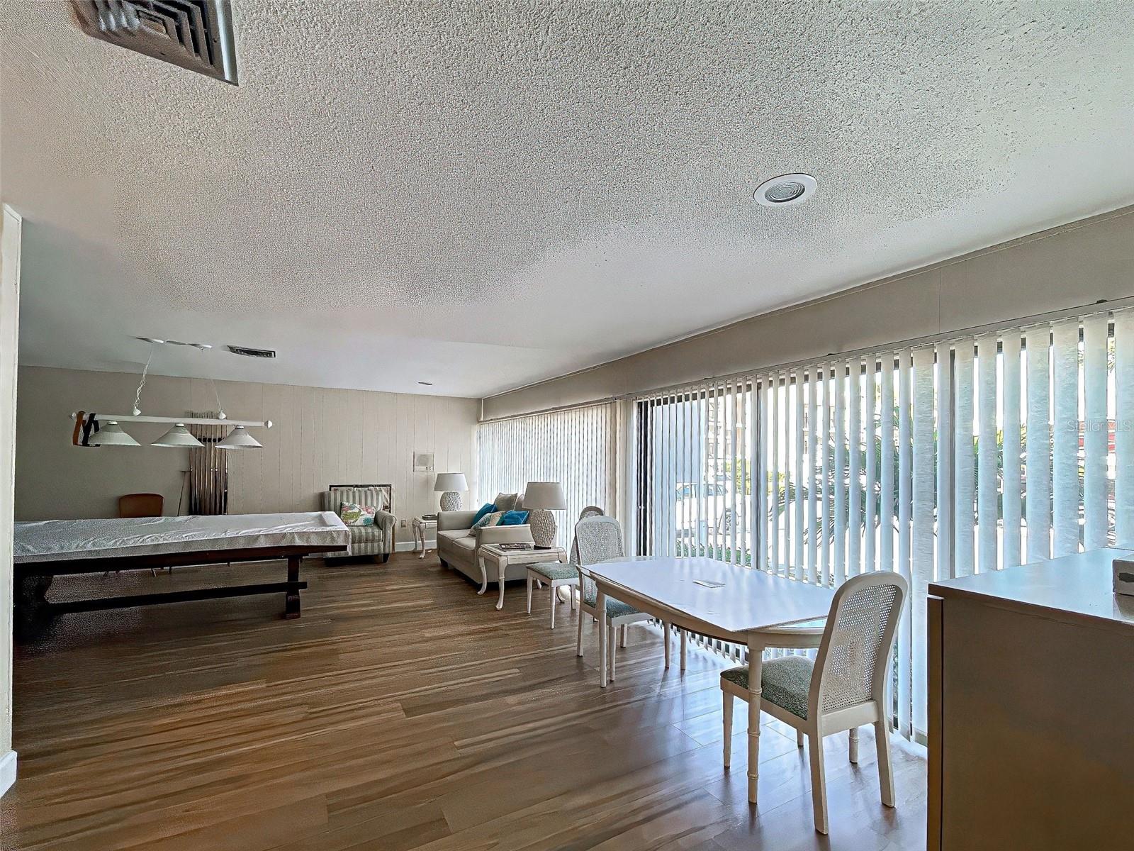 BELLA COSTA I - Residential