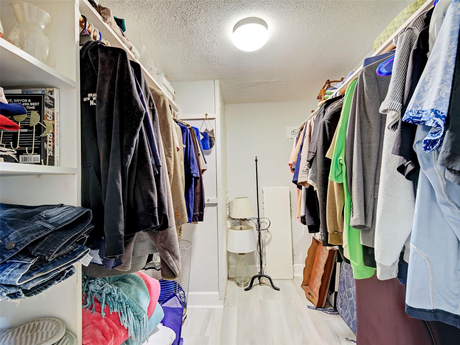 BELLA COSTA I - Residential