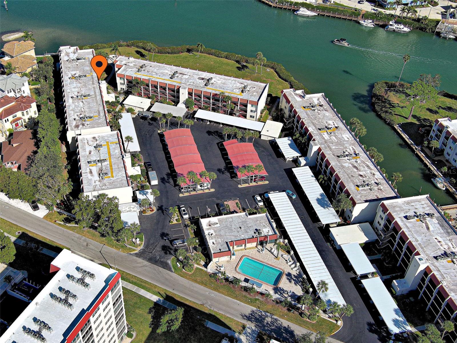 BELLA COSTA I - Residential