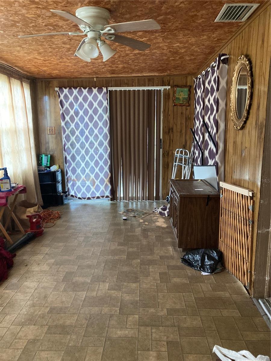 BOWYERS SUB PB 3 PG 19 - Residential