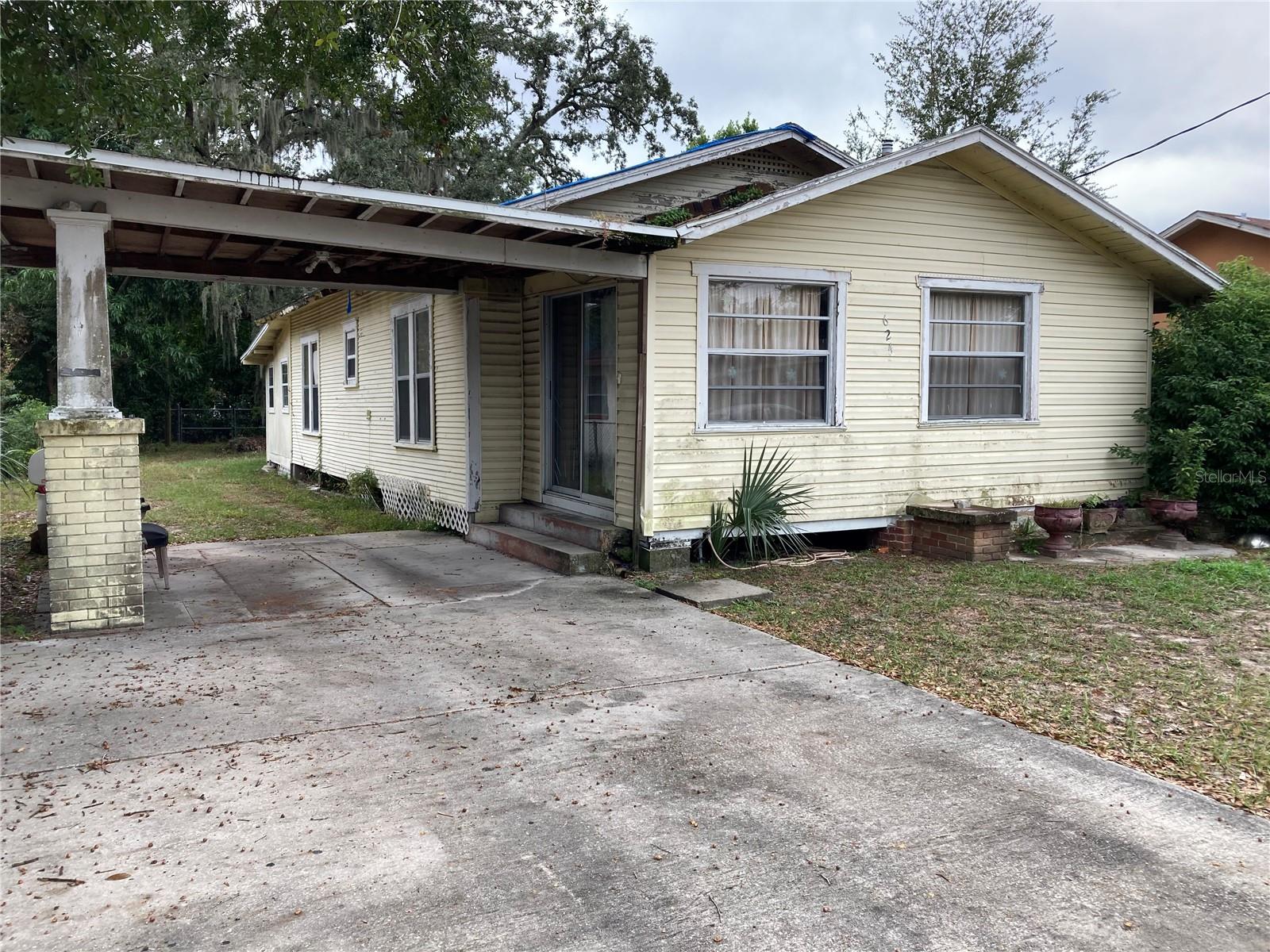 BOWYERS SUB PB 3 PG 19 - Residential